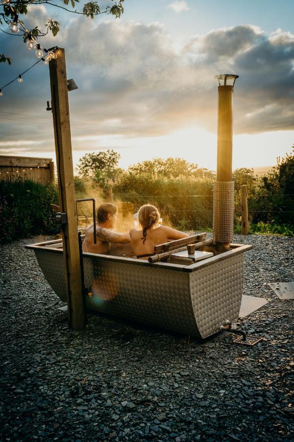 Blatchford Briar - Award Winning Private Shephards Huts With Their Own Secluded Hot Tubs Milton Abbot Exterior foto